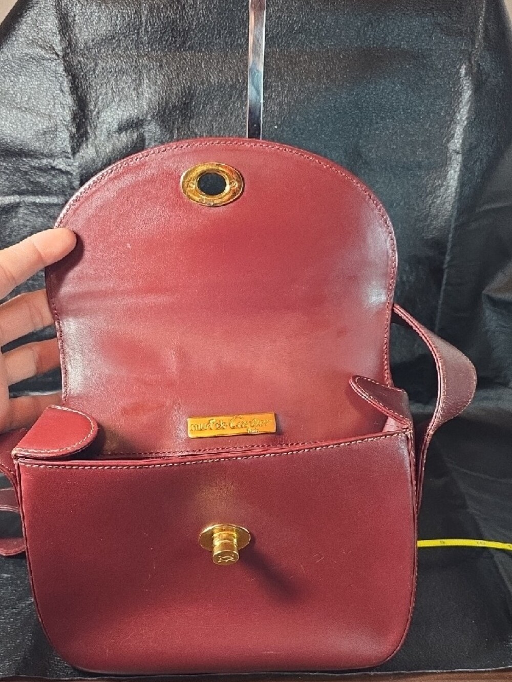 Vintage Cartier Burgundy Leather Crossbody Bag with Gold Turn-Lock - Picture 8 of 16